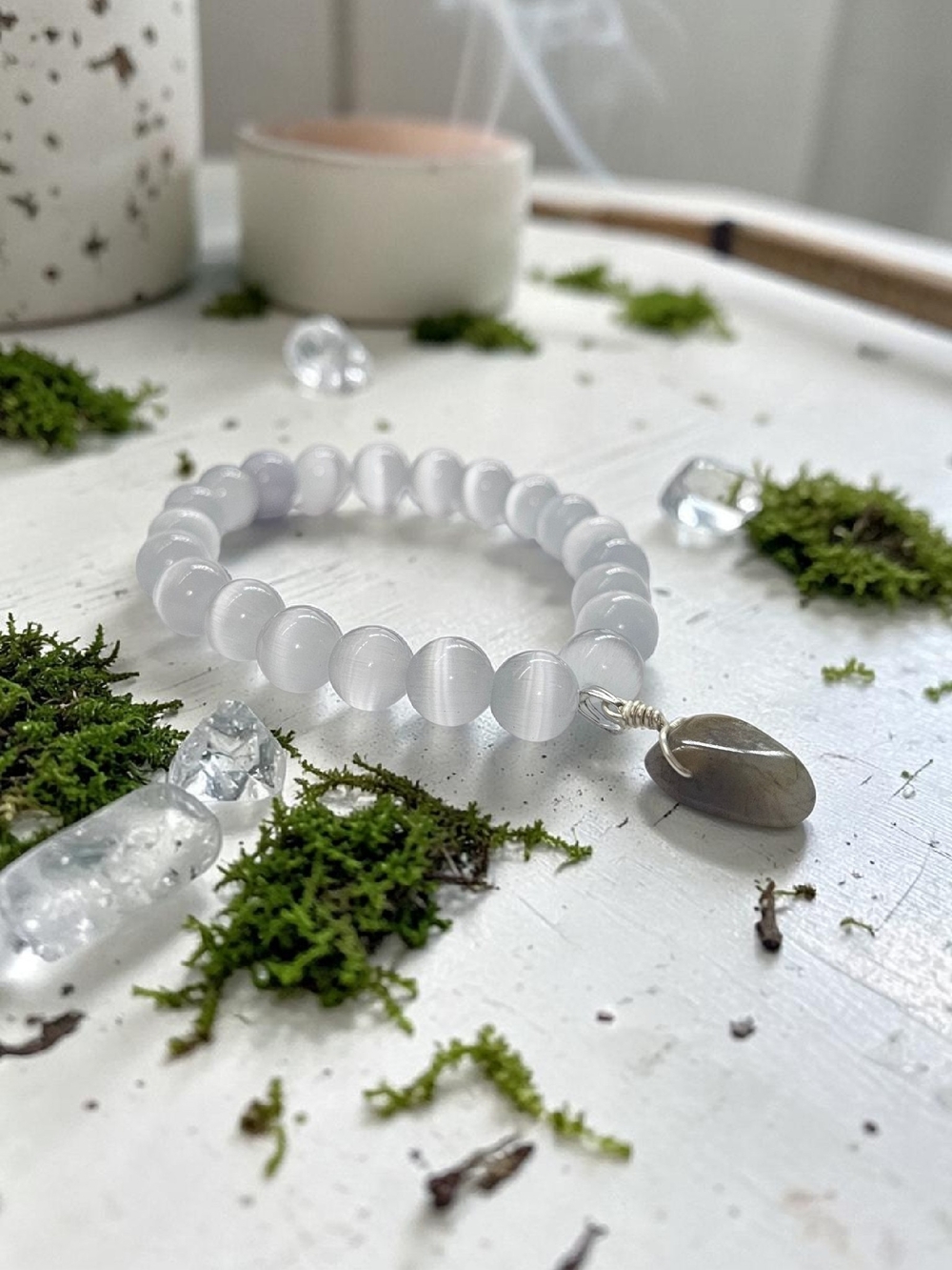 White Beaded Stretch Bracelet with Grey Stone Charm